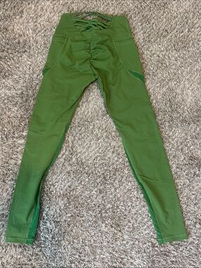 Green High-Waist Scrunch Leggings - Women